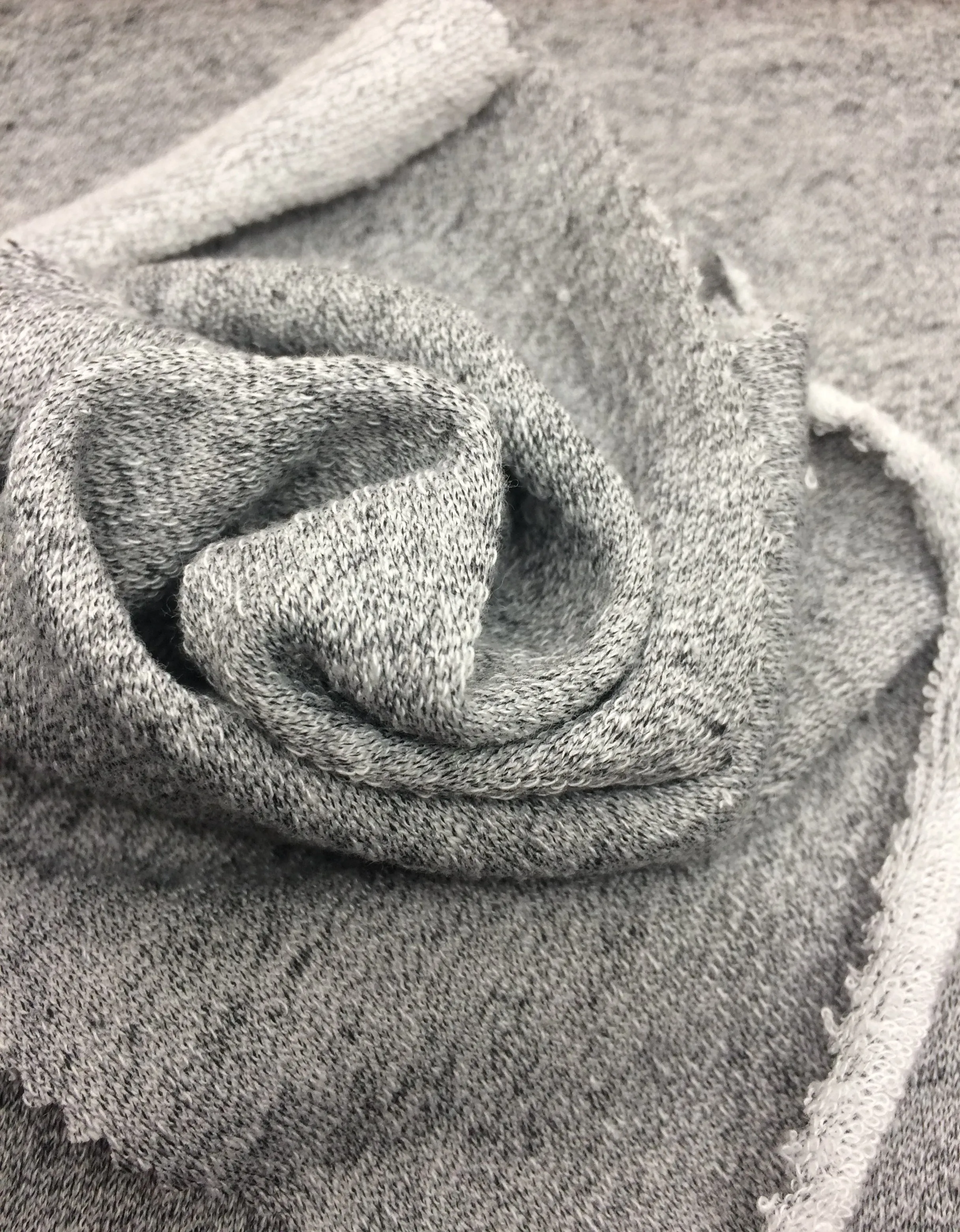 RAYON  POLY HGREY LOOP TERRY 270 GSM