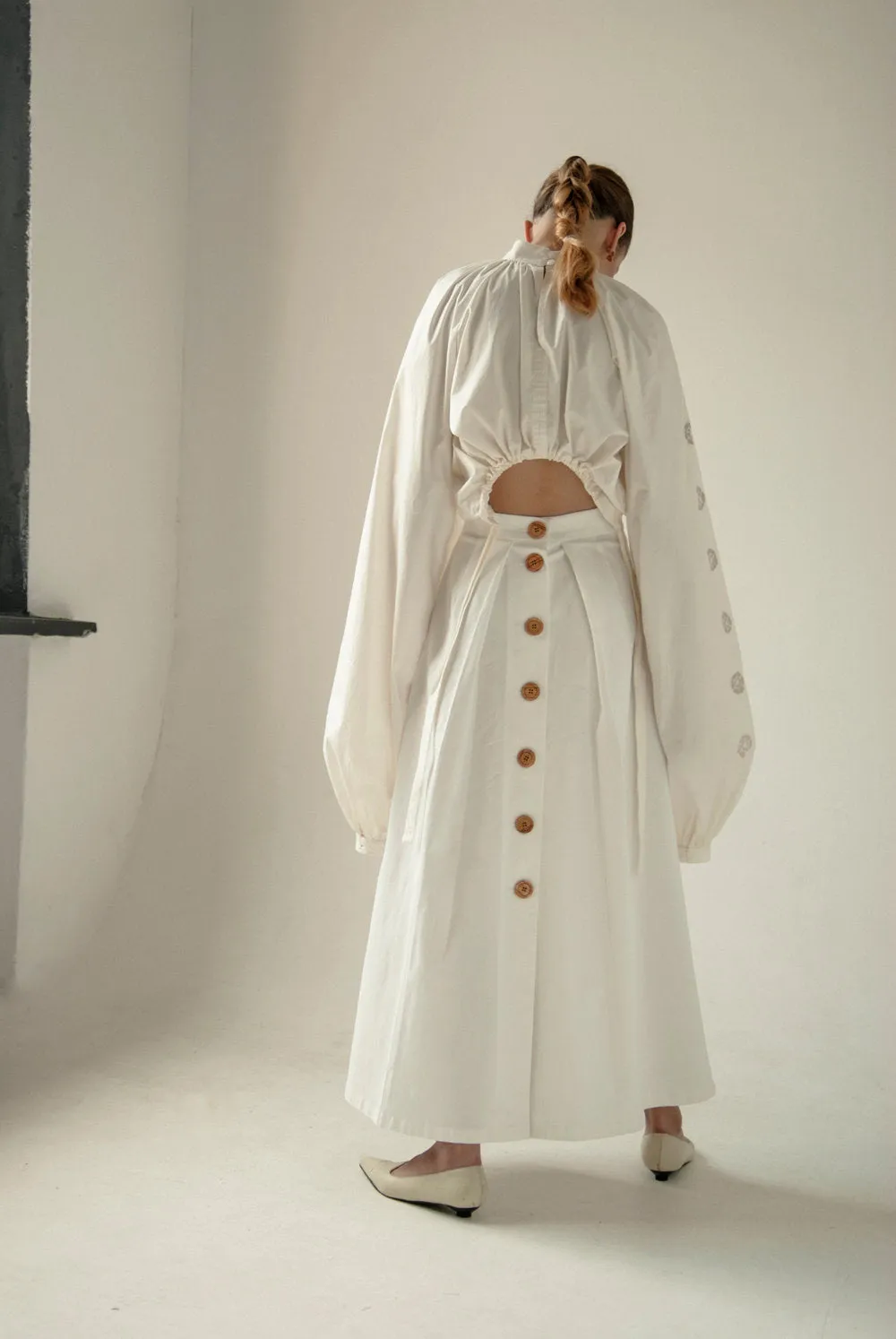 Wooden Buttons Skirt White